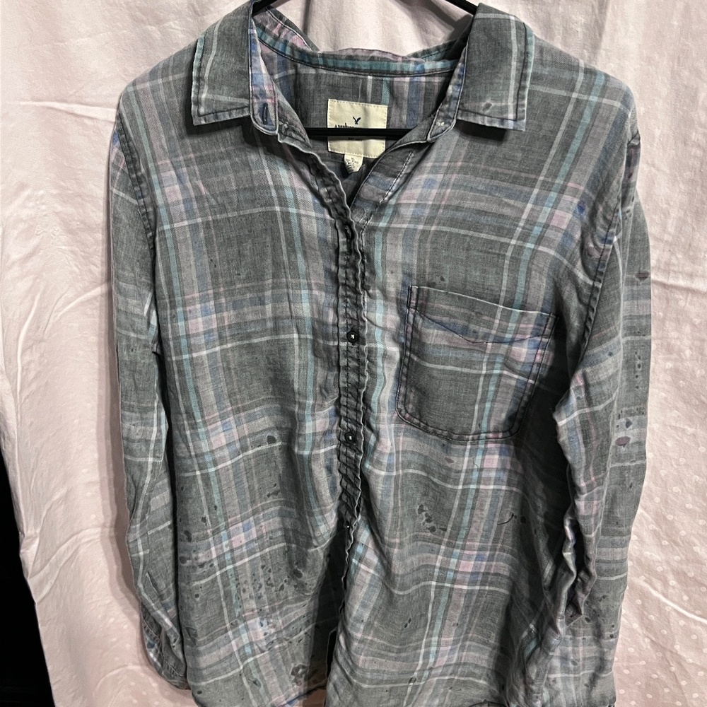 American Eagle Distressed Long Sleeve Plaid Button-Up Shirt